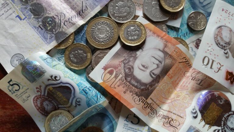 Can You Afford to Gift Money to Your Children Without Affecting Your Own Retirement?